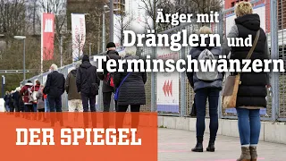 Immer Ärger mit Dränglern und Terminschwänzern: Besuch beim Hamburger Impfzentrum | DER SPIEGEL