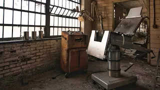 Abandoned 1800's Collapsing Asylum - Padded Rooms and Electroshock Machines