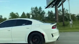 2022 Camaro LT1 (stock) vs 2022 Dodge Charger Scatpack (stock)