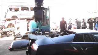 На Тайване власти уничтожили Lamborghini нарушителя