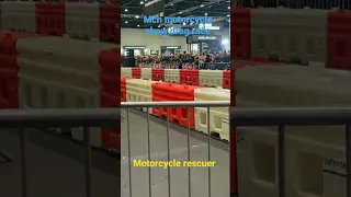 mcn motorcycle show 2023, drag race. Motorcycle rescuer.