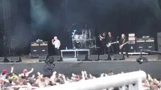 thunder when love walked in live at download 2013