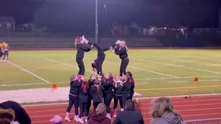 AHS Varsity Cheerleader Stunt Like No Other!