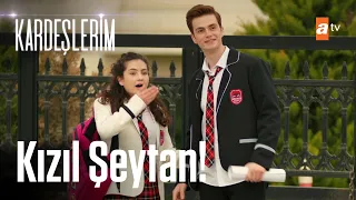 Berk, Aybike'den hoşlanıyor mu? - Kardeşlerim 15. Bölüm