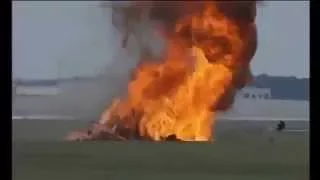 Plane Crash ! Cameron airshow O'Berg + Wing Walker Jane Wicker