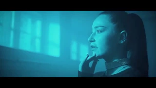 Nevenincs x Karola - Mélyvíz (Official Music Video)