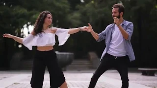 Enjoying Brazilian Zouk's Basics - Gui & Valeska - Linda Bo E