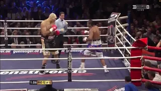 David Haye rocks Nikolai Valuev