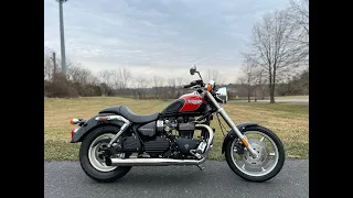 2005 Triumph Speedmaster 865cc 5-Speed Jet Black & Tornado Red Low Miles Like New 1 Owner - $6,995