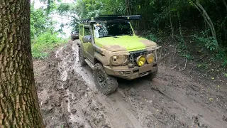 Trying out Jimny on a slippery downhill muddy trail!