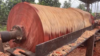 Skills for Working with a Giant Wood Lathe - Beautiful Super Big Red Wood Tree - Dangerous Lathe