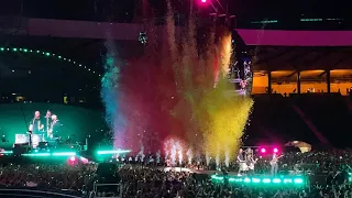 COLDPLAY CONFETTI BURST LIVE AT HAMPDEN PARK GLASGOW 24/08/22 HYMN FOR THE WEEKEND