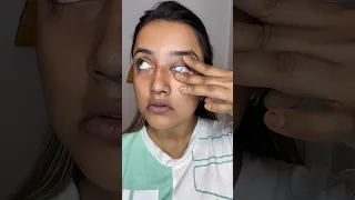 Lens Remove Hack 👁️😱🤯 #shorts #trendinghacks #viralshorts #viralhacks #short #hairhacks #eyeless