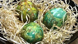Как Оригинально покрасить яйца на Пасху 2024 | МРАМОРНЫЕ ЯЙЦА В ЗЕЛЕНКЕ
