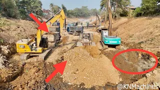 Wonderful, Nice Team Works For Dig A Canal And Filling Land Use Bulldozer SHANTUI, Excavator & Truck