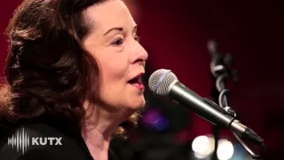 Linda Gail Lewis -"Whole Lotta Shakin' Goin' On" Live in Studio 1A