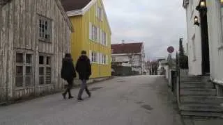 I love Kristiansund. "Byen som stod opp igjen" med The Ferskenplukkers (feat.Alnæs/Sætran)