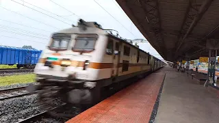 Tremendous WAP-7 In Rain 🌧️|Poorva+Duronto+Rajdhani attacks at 130kmph