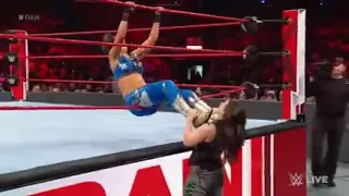 Bayley vs Nikki Cross