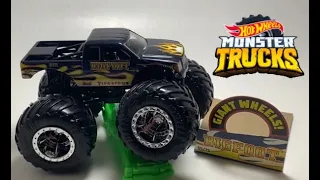 #HotWheels #MonsterTrucks #2020 Hot Wheels Monster Trucks Case K Bigfoot #14 Review