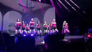 Loona World Tour - LA Concert - Flip That - Pit POV 220802