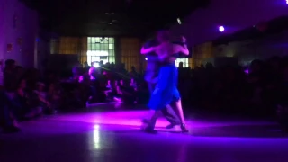 Carolina Couto  & Emanuel Ledesma bailan en Zona Tango - 1 de 4 - Solamente Ella - Demare