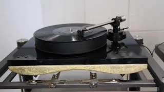 Gold Note Mediterraneo turntable