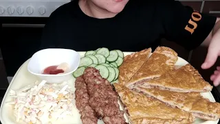 MUKBANG мясной пирог, люля-кебаб 😊