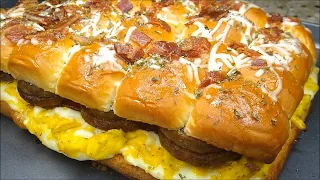 EASY HAWAIIAN ROLL BREAKFAST SLIDERS A HEARTY MEAT LOVER BREAKFAST ANY DAY OF THE WEEK!