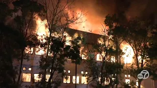 Dramatic video shows large fire at East Bay vacant commercial building