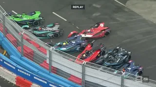 8 Cars Crash out in the same corner | Formula E