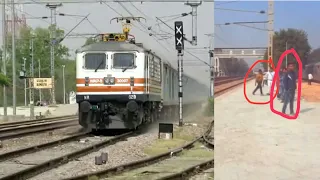 FASTEST TRAIN OF INDIA Madly Honking GATIMAAN Scares The Crowd