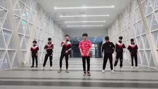 TikTok Shuffle Dance | Nhóm nhảy shuffle Dance Nổi tiếng TikTok Trung Quốc.!