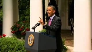 Obama slaps down heckler at immigration remarks