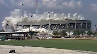 FROM THE VAULT: Jacksonville Memorial Coliseum imploded in June 2003