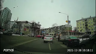 пример дневной съемки 70mai Dash Cam 1S (MIDRIVE D06), пасмурно. Харьков