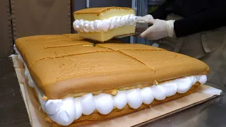 Amazing size and full of whipped cream! Giant Castella, Taiwan Jiggly Cake / korean street food