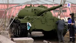 В Сургуте ко Дню Победы реставрируют танк
