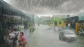 Heavy rain is super beautiful in my cold village, fall asleep instantly with the sound of heavy rain