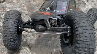 Axial "Sporty" Comp Crawler: Axial Capra axles and Sucker Punch chassis(by 5th Dimension)