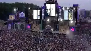 Nicky Romero playing an emotional Avicii Tribute 'I could be the one' at Tomorrowland 2019