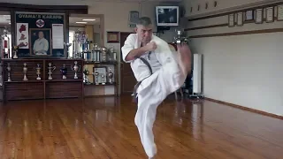 Удар ногой вперёд - Мае Гери | KyokushinProfi.com