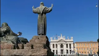 Basílica de San Juan de Letrán. La catedral del Papa y donde vivieron los Papas hasta el siglo XIV.