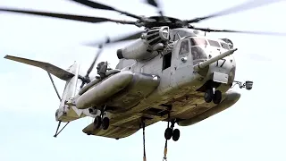 Marines CH-53E Super Stallion external lift