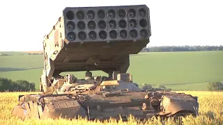 Combat operation of the installation TOS-1A "Solntsepek" of Russia in Ukraine