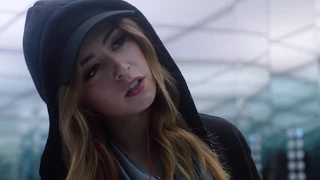 Chrissy Costanza League of Legends 10 + Phoenix (Worlds 2019)