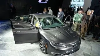Watch the 2015 Chrysler 200 debut at the Detroit Auto Show
