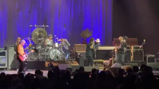 Eddie Vedder and the Earthlings w/ Benmont Tench "The Waiting" YouTube Theater, Los Angeles, 2.25.22