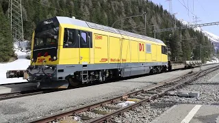 RhB, Berninapass, Impressionen des Zugverkehrs während Streckensperrung Cavaglia -Tirano, 11.04.2024