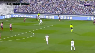Real Madrid wing attack: overload the ball side half space and wing to penetrate into Atletico's box
